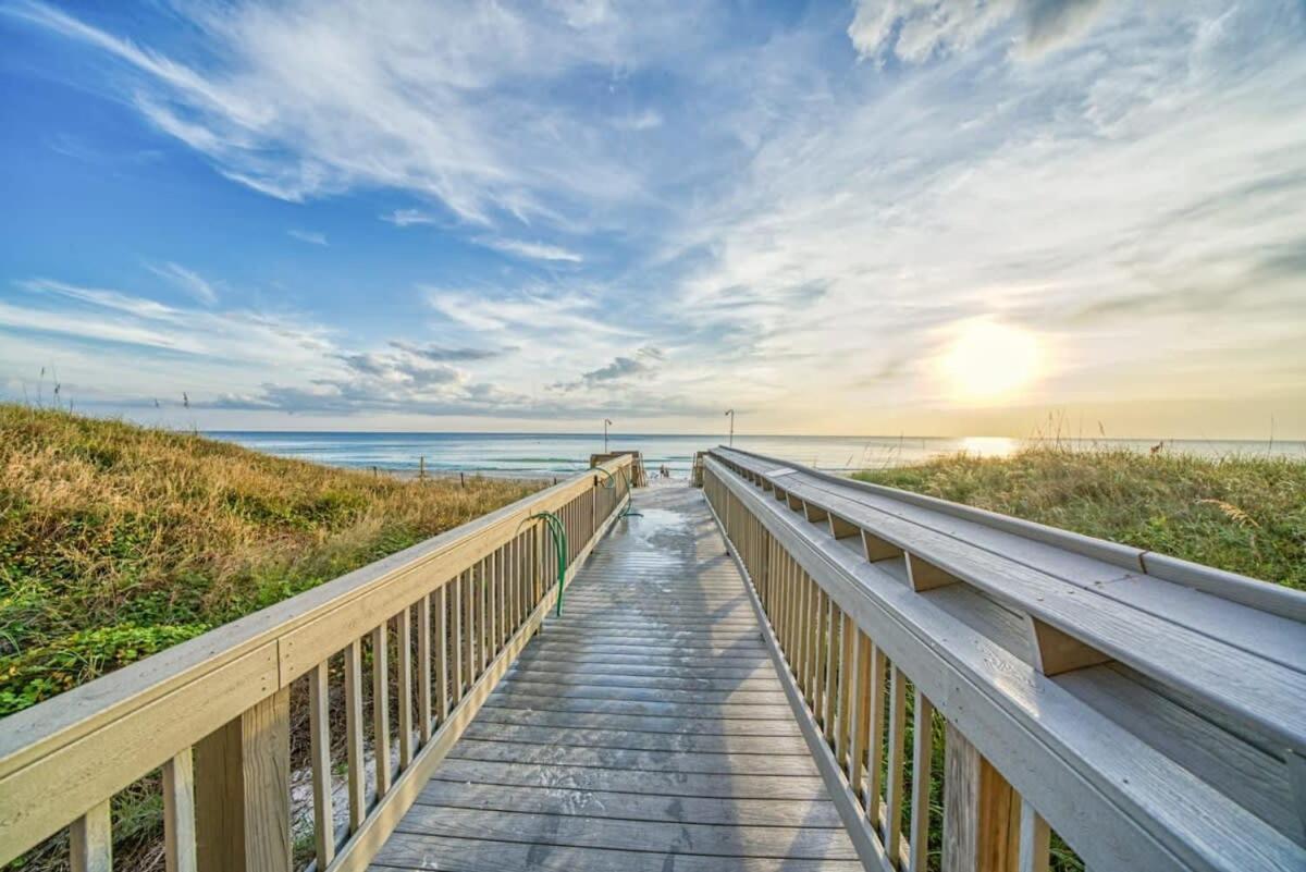 Brightly Furnished Beachfront Condominium By Brightwild Panama City Beach Εξωτερικό φωτογραφία