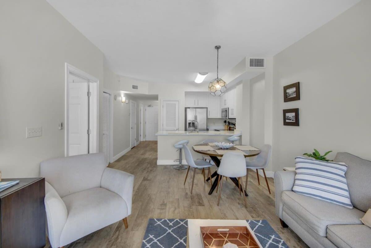 Brightly Furnished Beachfront Condominium By Brightwild Panama City Beach Εξωτερικό φωτογραφία